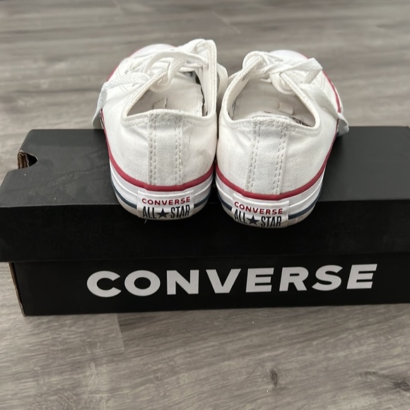 White kids converse - Picture 3 of 5